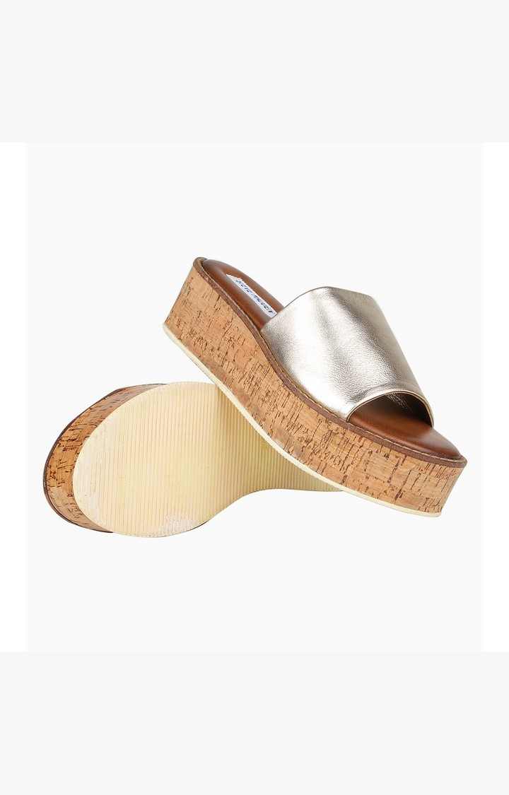 Sandy Gold Wedges