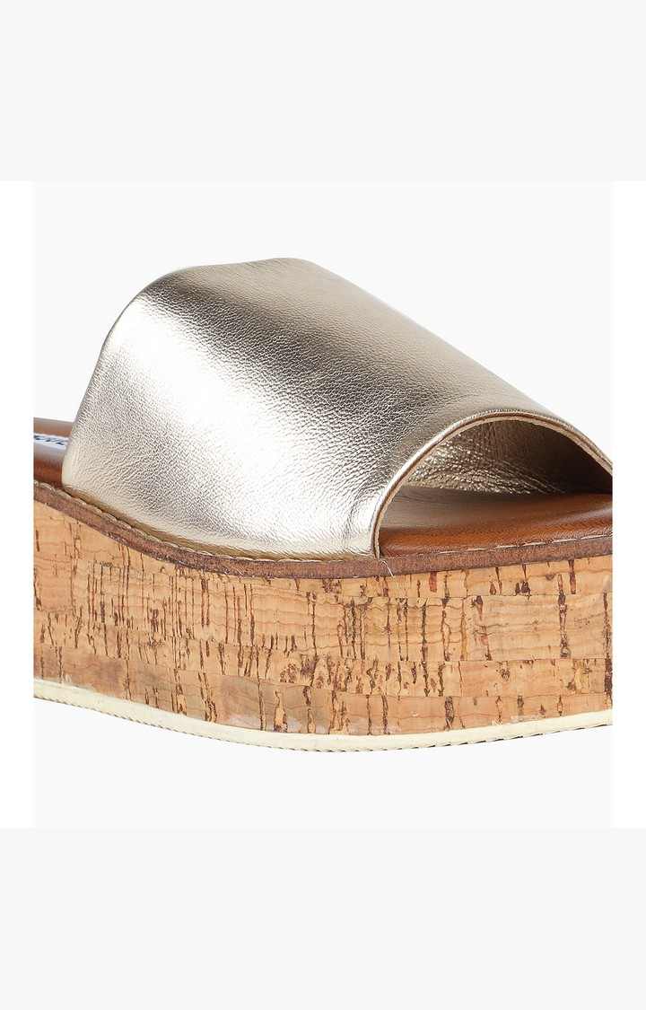Sandy Gold Wedges