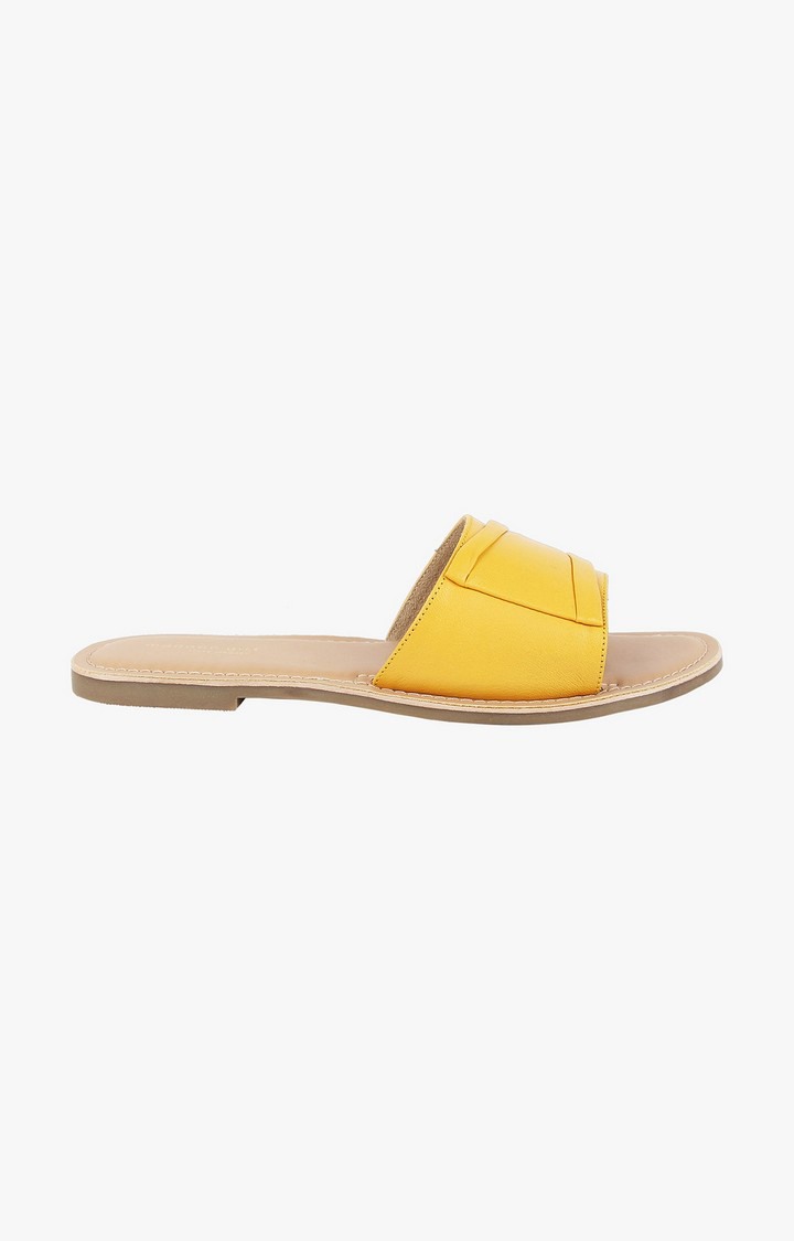 Adele Amber Flats