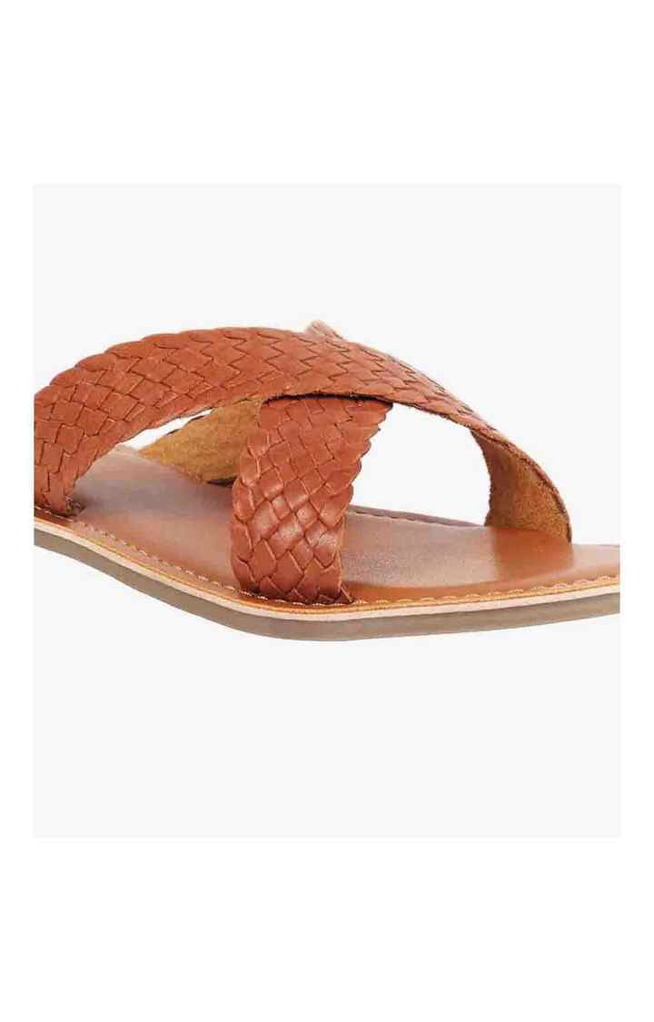 Byla Brown Flats