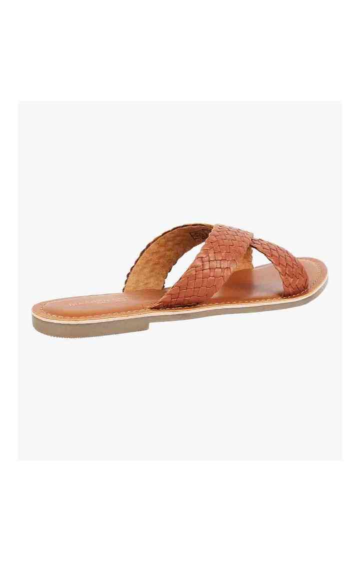 Byla Brown Flats