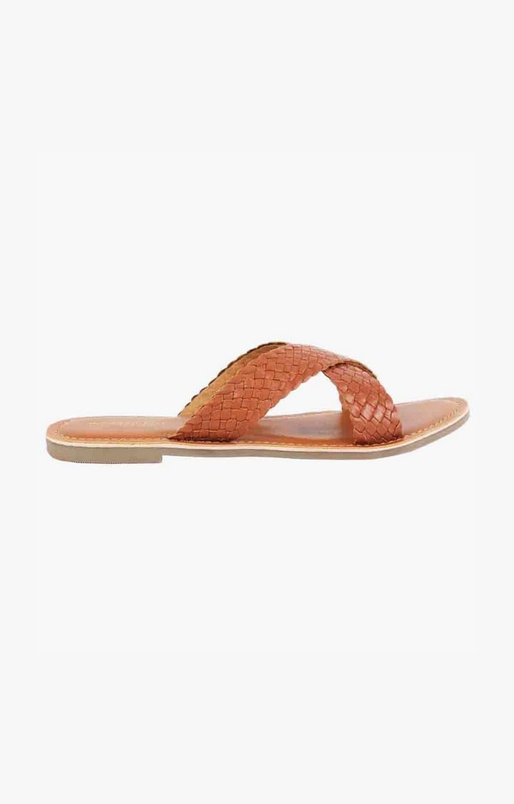 Byla Brown Flats