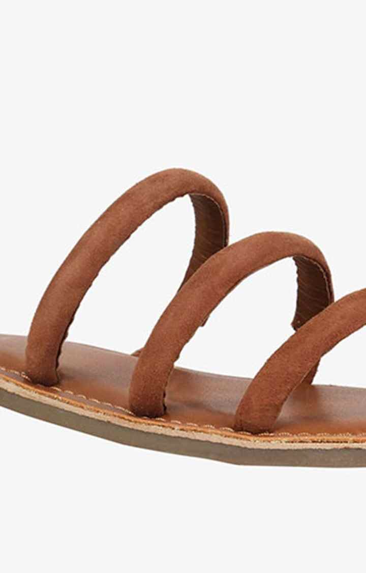 Trice Brown Flats