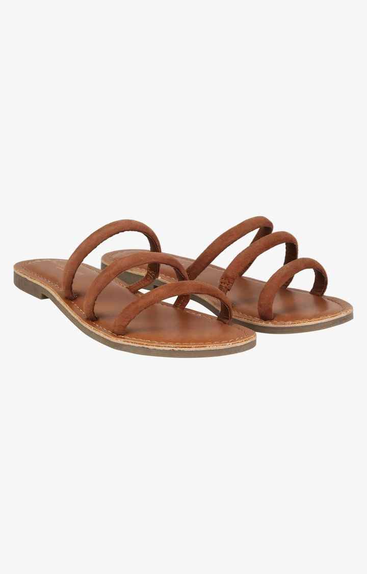 Trice Brown Flats