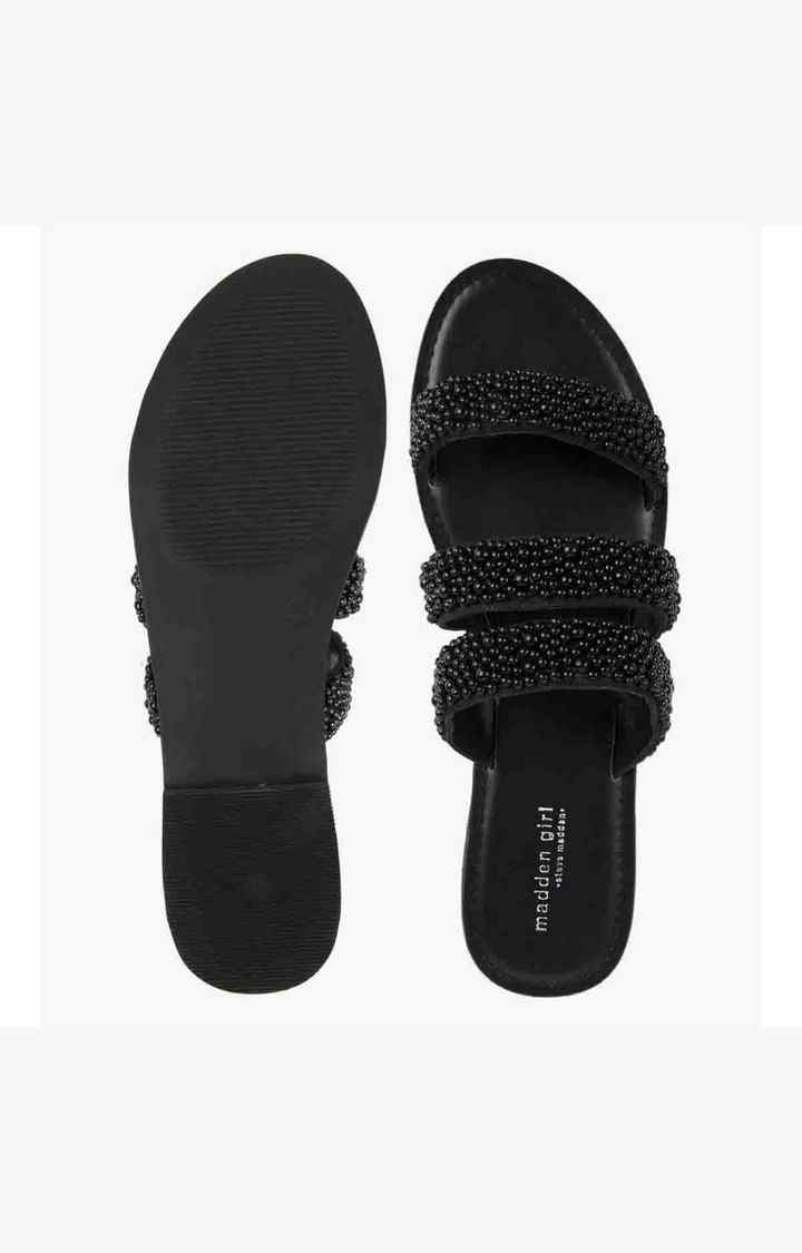 Yara Black Flats