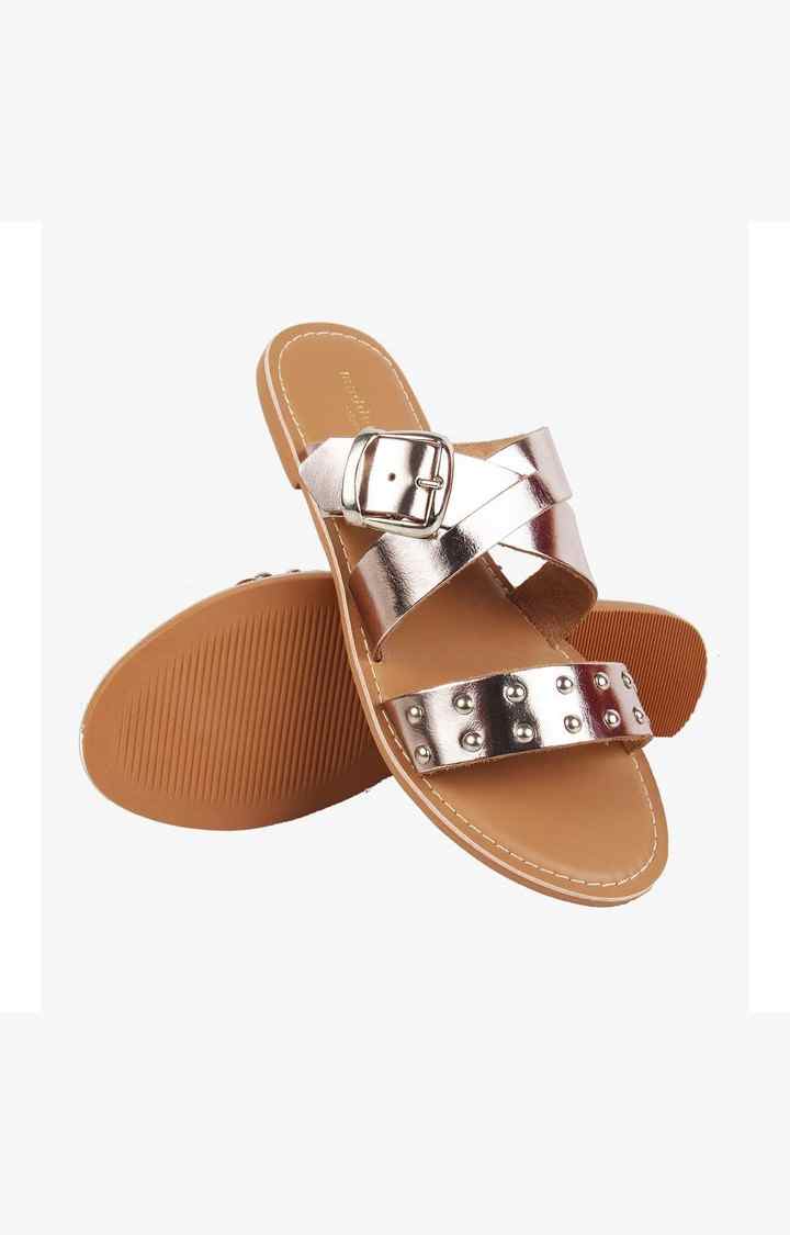 Sharon Metallic Flats