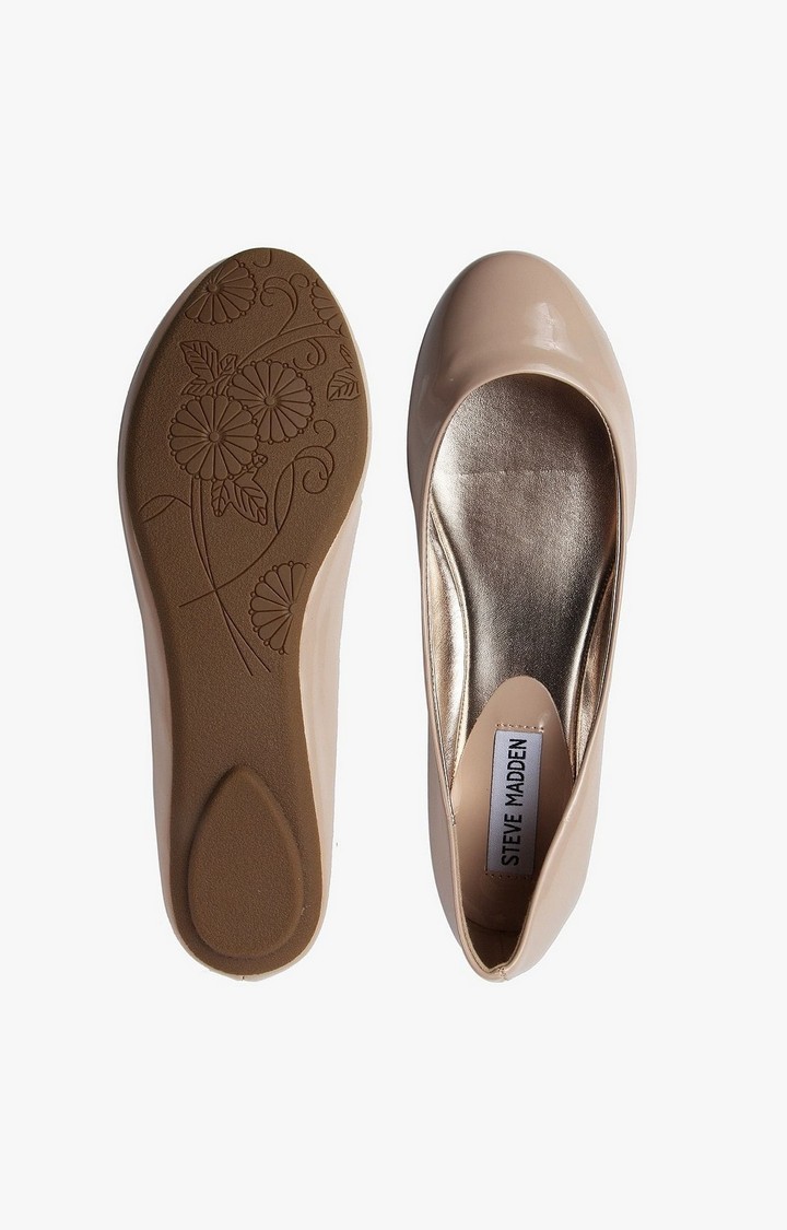 P-Heavenn Red Closed Flats & Ballerinas
