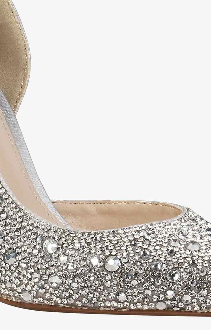 Sb-Hazil Silver Pumps