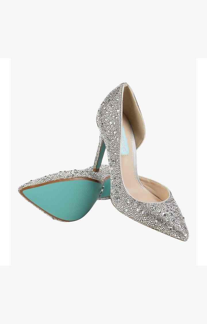 Sb-Hazil Silver Pumps