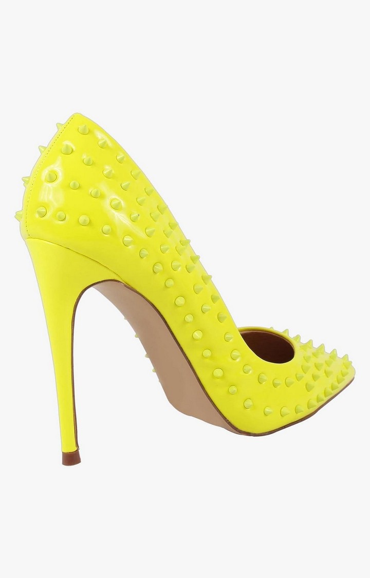 Daisie-S Yellow Pumps