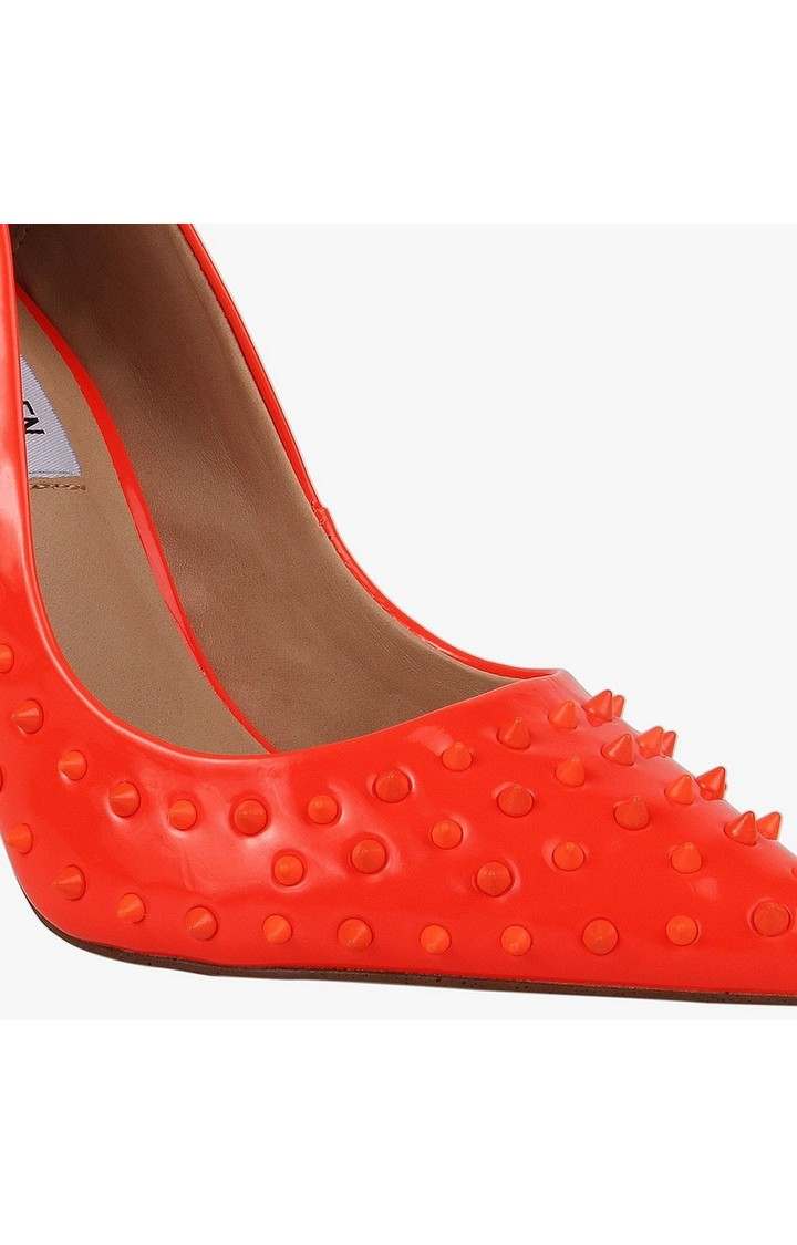 Daisie-S Orange Pumps