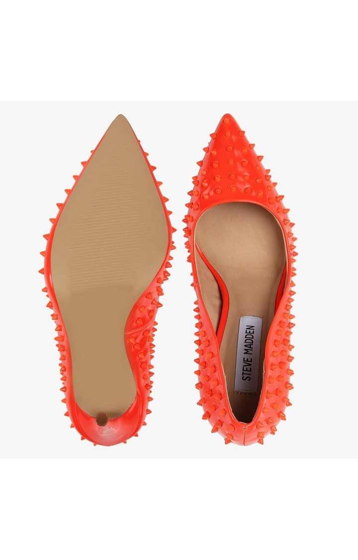 Daisie-S Orange Pumps