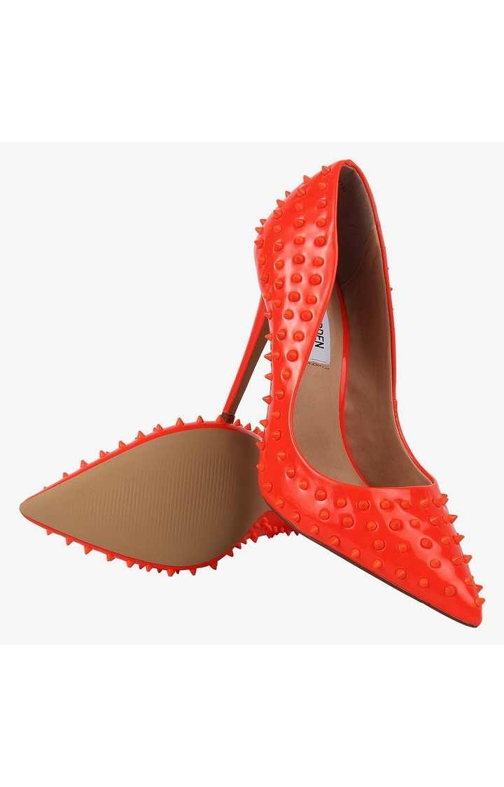 Daisie-S Orange Pumps