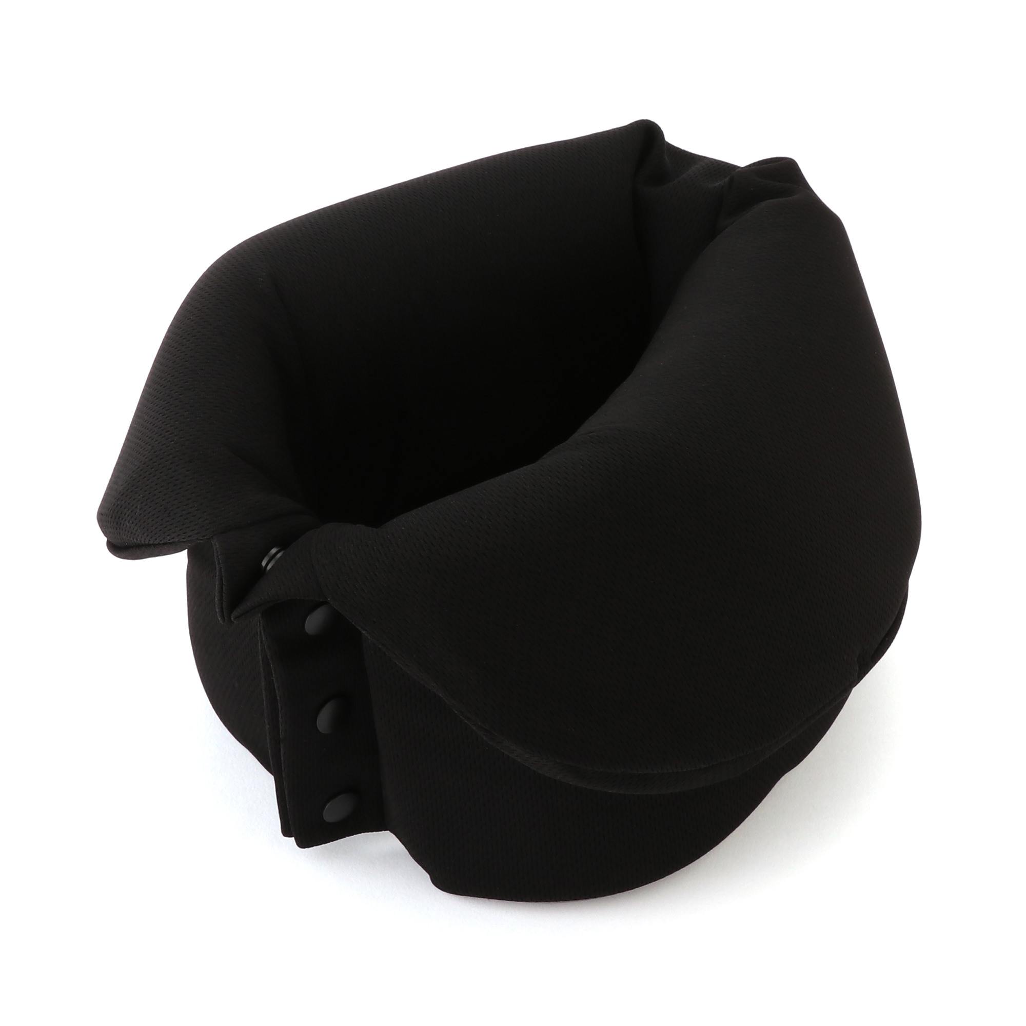 ROLL-UP NECK PILLOW
