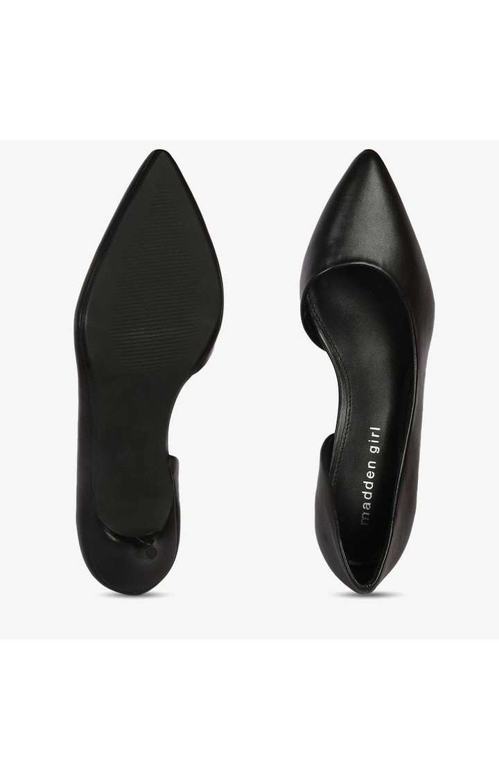 Ayla Black Pumps
