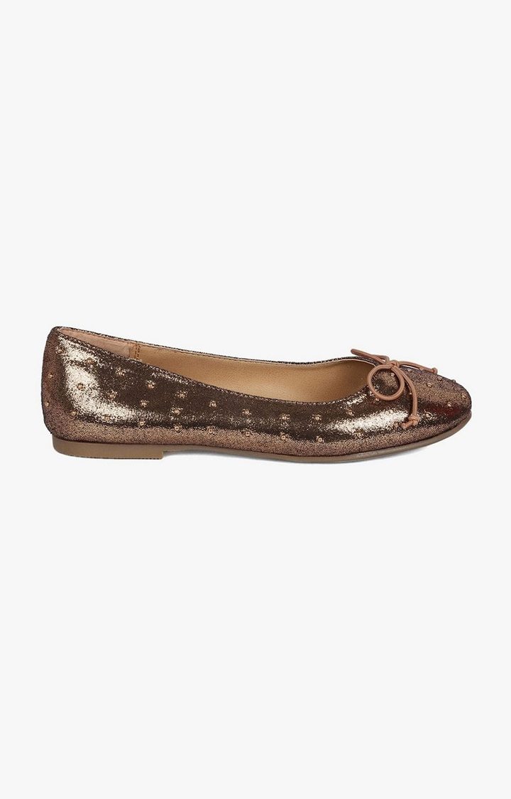 Tani Pink Closed Flats & Ballerinas