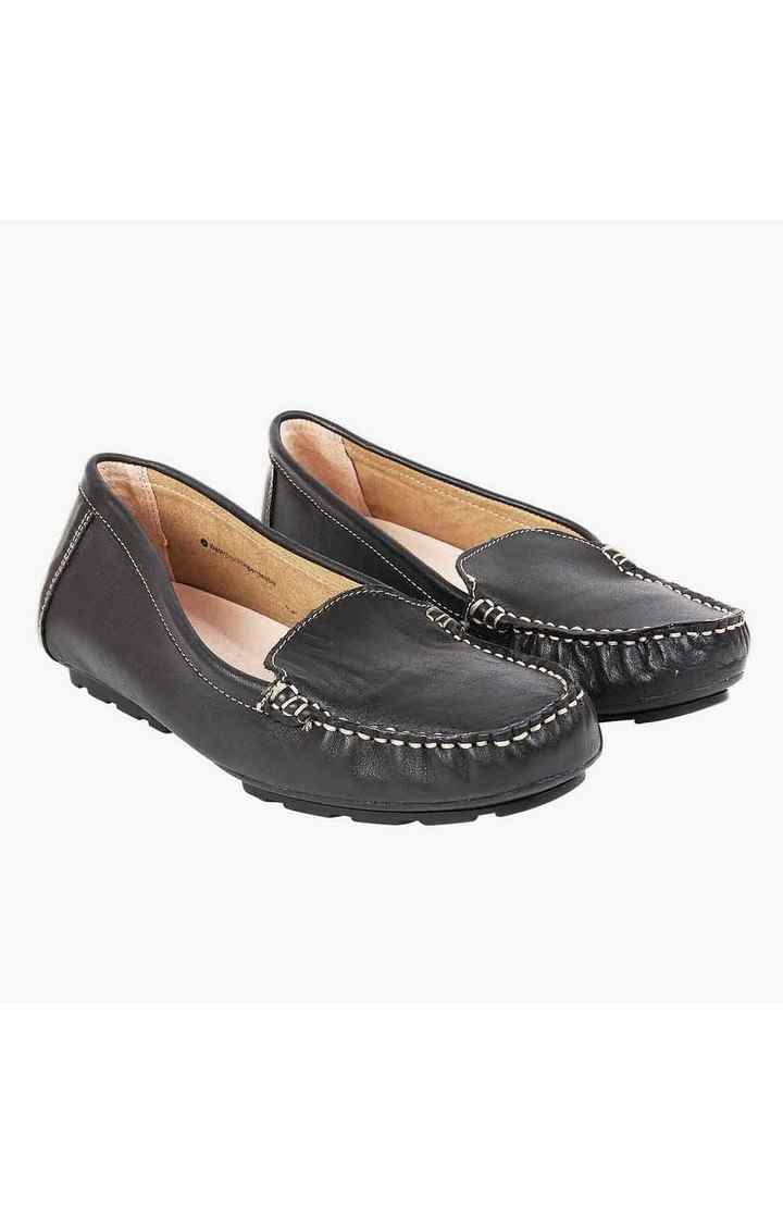 Dale Black Closed Flats & Ballerinas