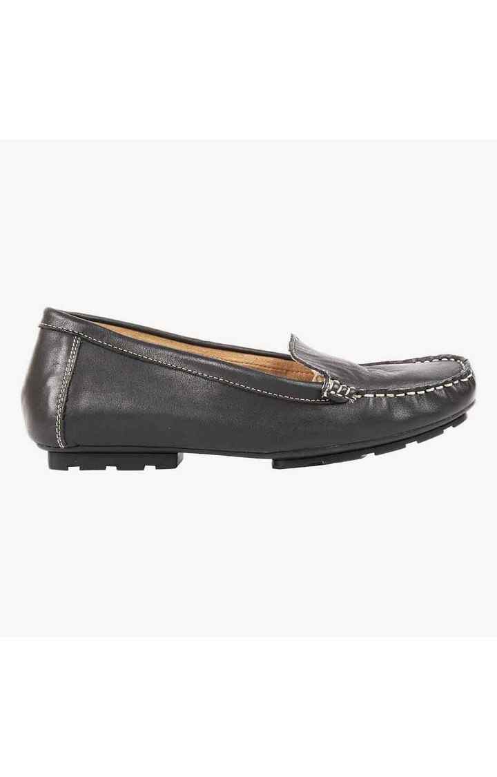 Dale Black Closed Flats & Ballerinas