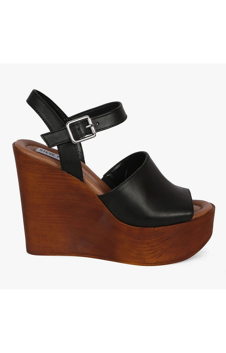 Bellini Black Wedges