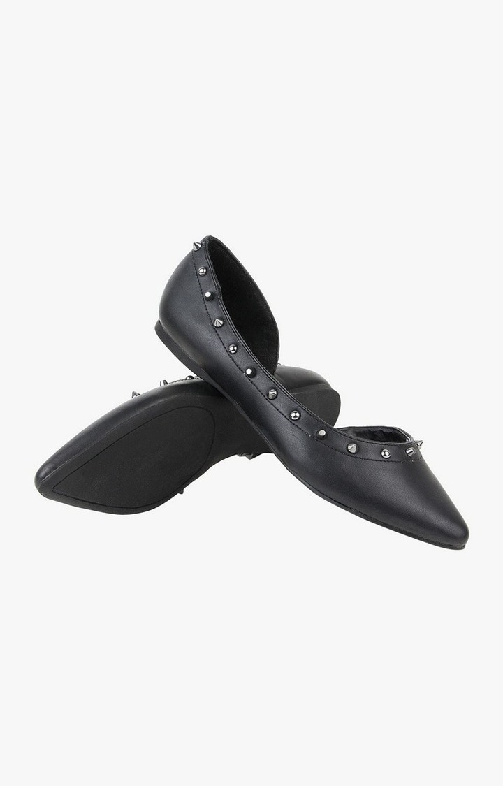 Ester Black Closed Flats & Ballerinas