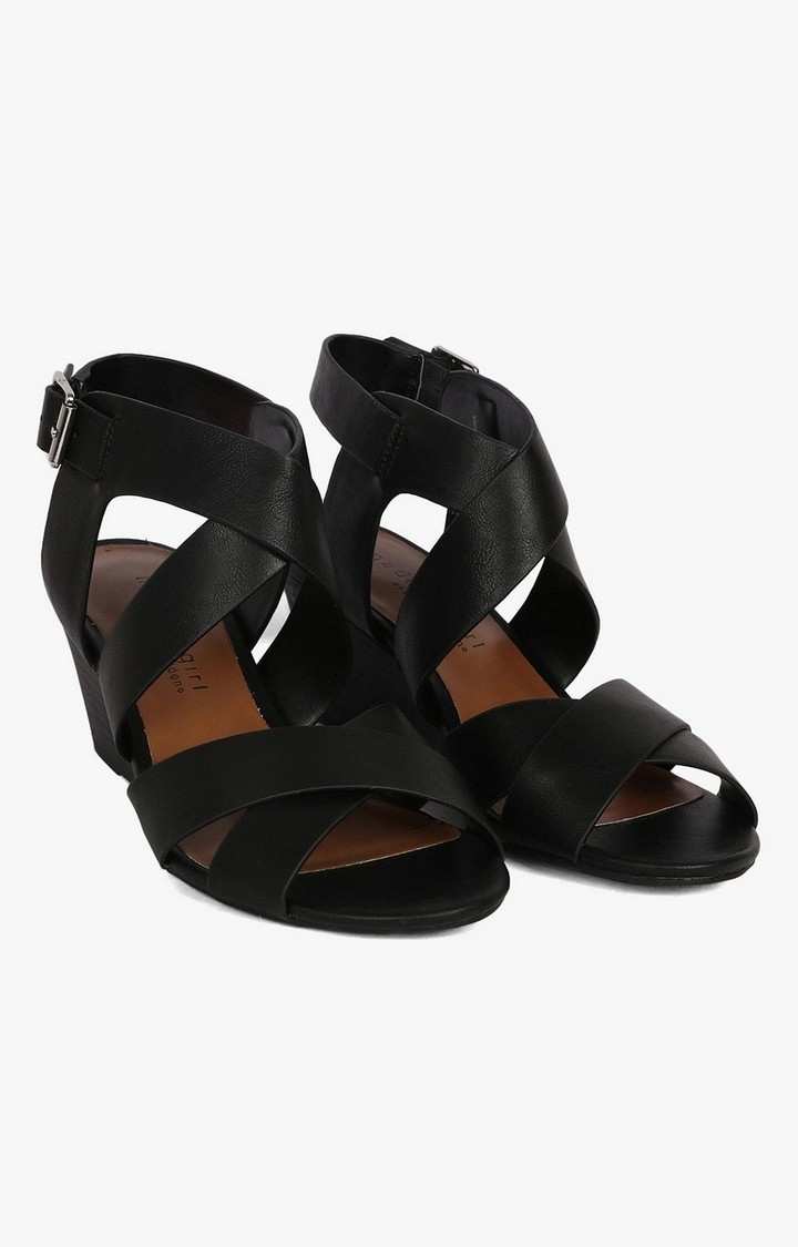 Harryy Black Wedges