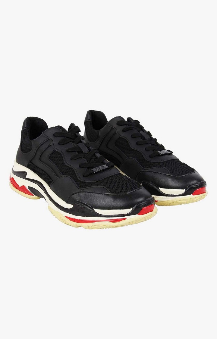 Nassau Black Sneakers