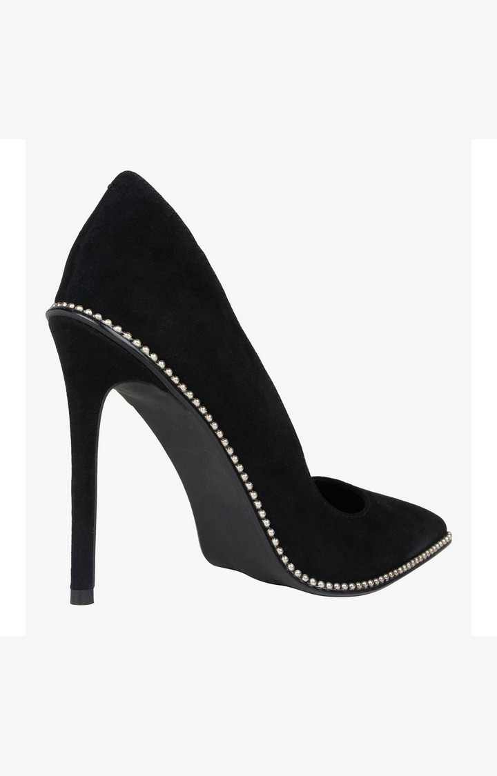 Stellar Black Pumps