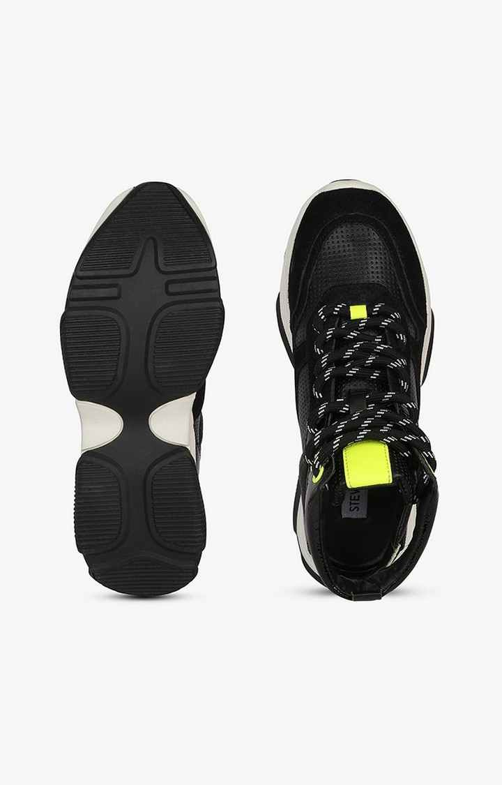 Zova Black Sneakers