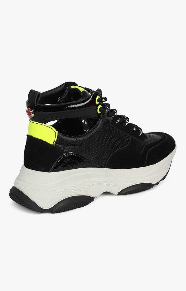 Zova Black Sneakers