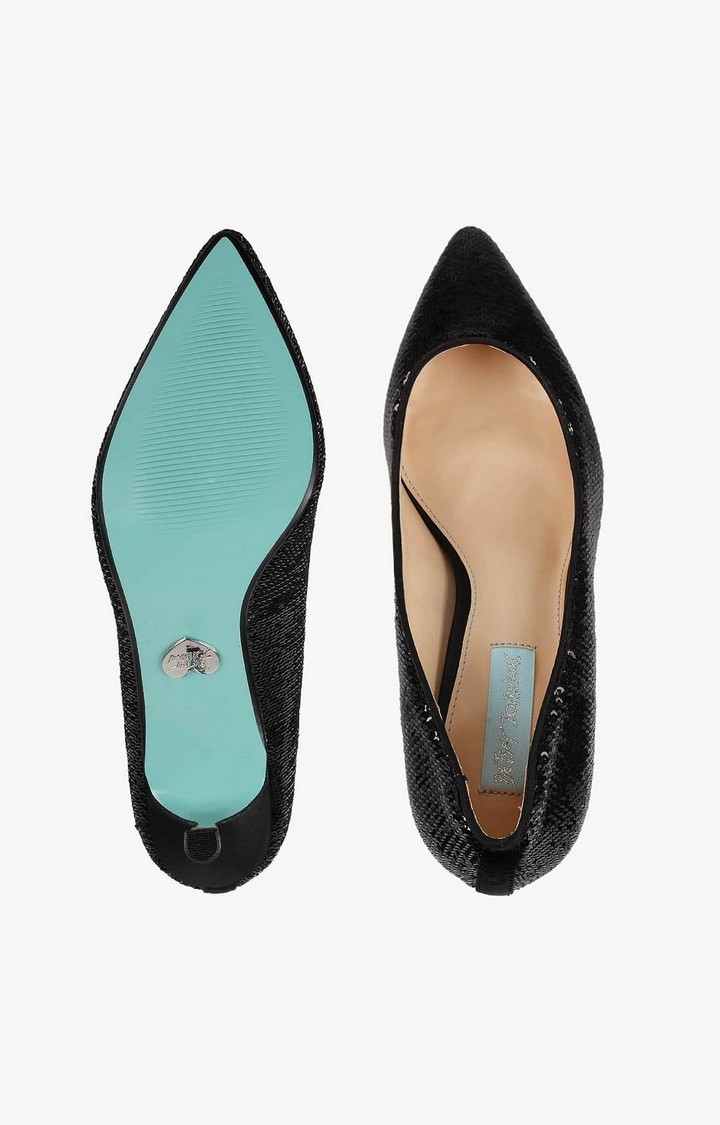 Sb-Kamie Black Pumps