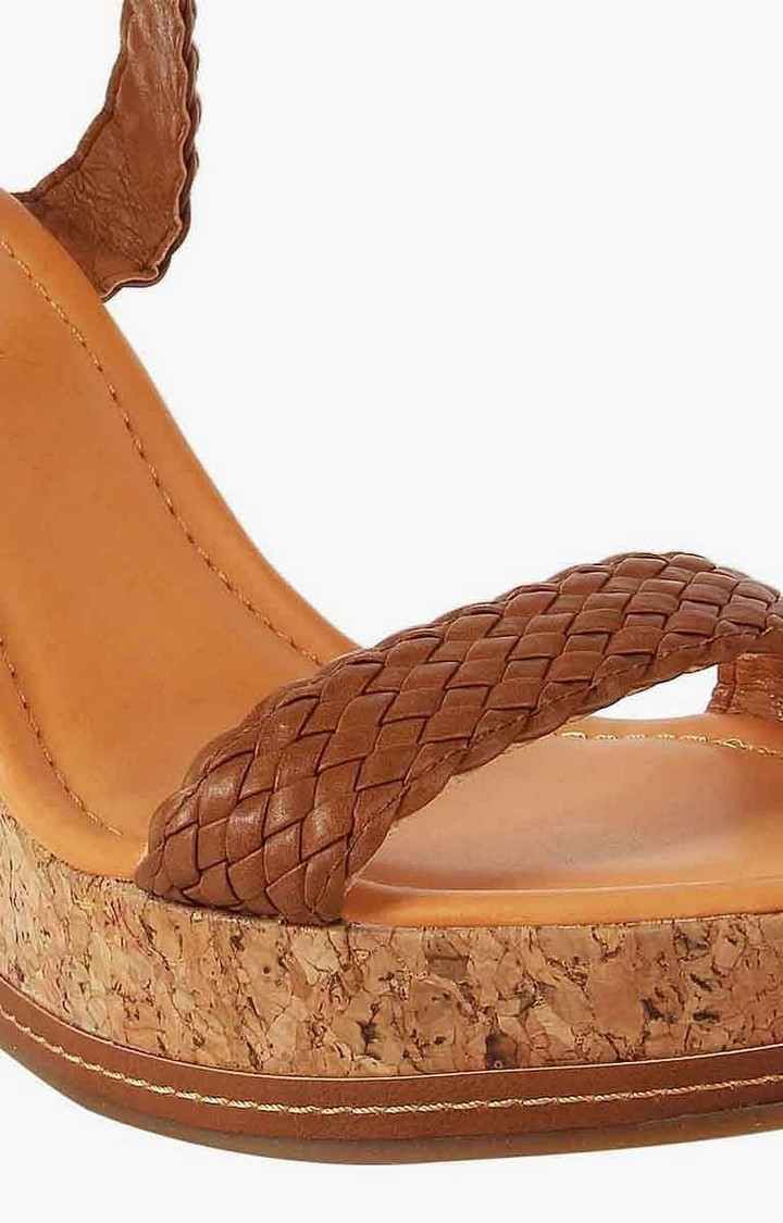 Narla Red Wedges