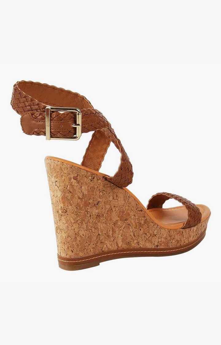 Narla Red Wedges