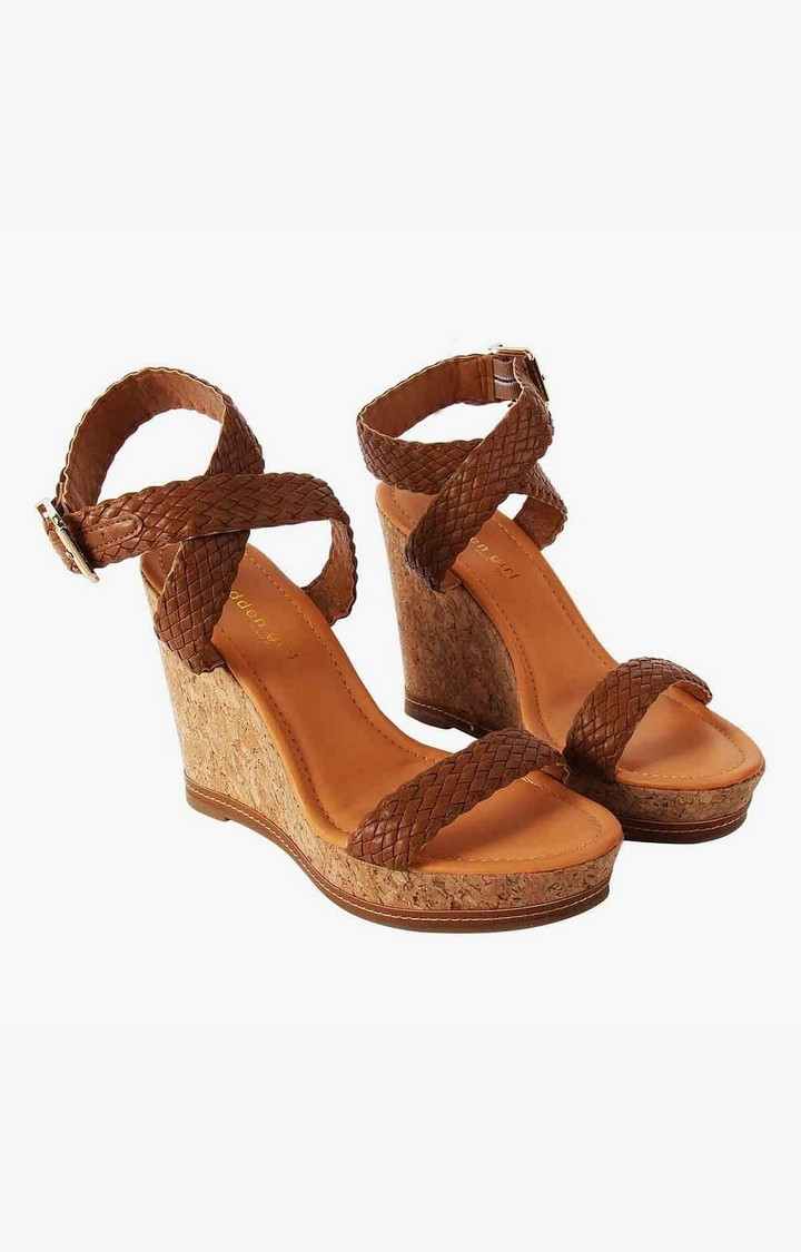 Narla Red Wedges