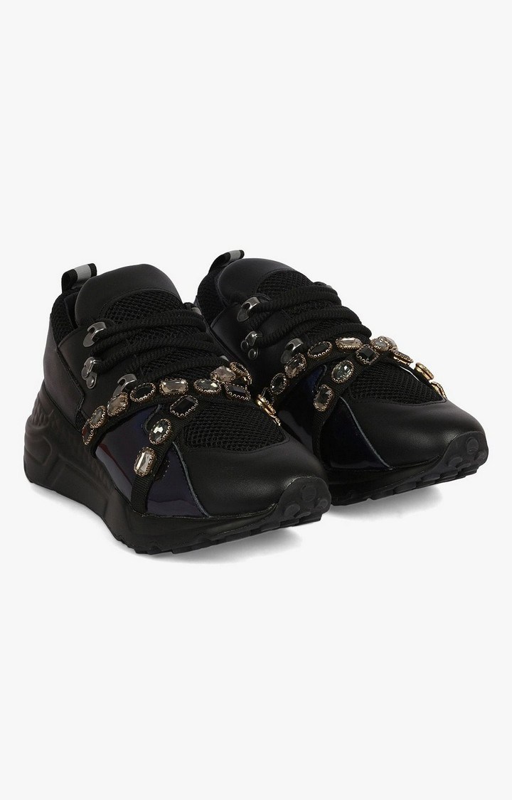Credit Black Sneakers