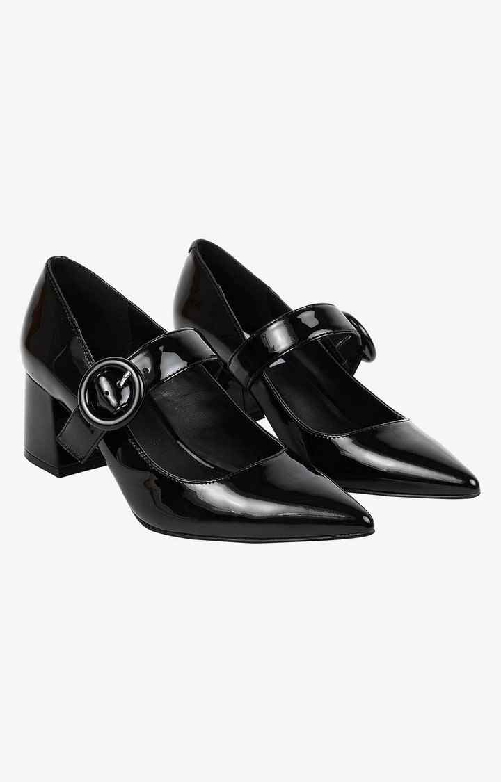 Marlie Black Pumps