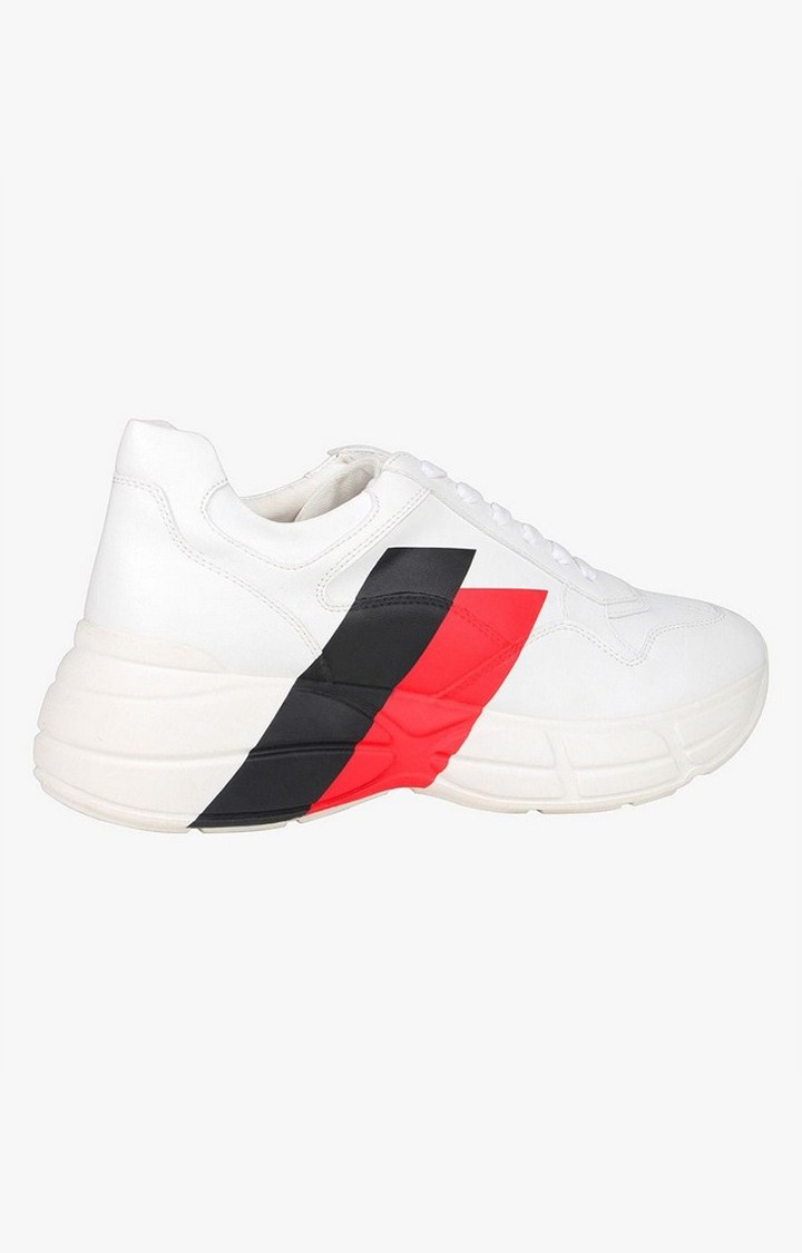 Caldera White Sneakers