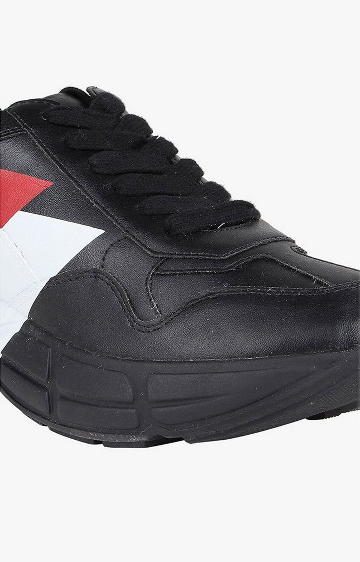Caldera Black Sneakers