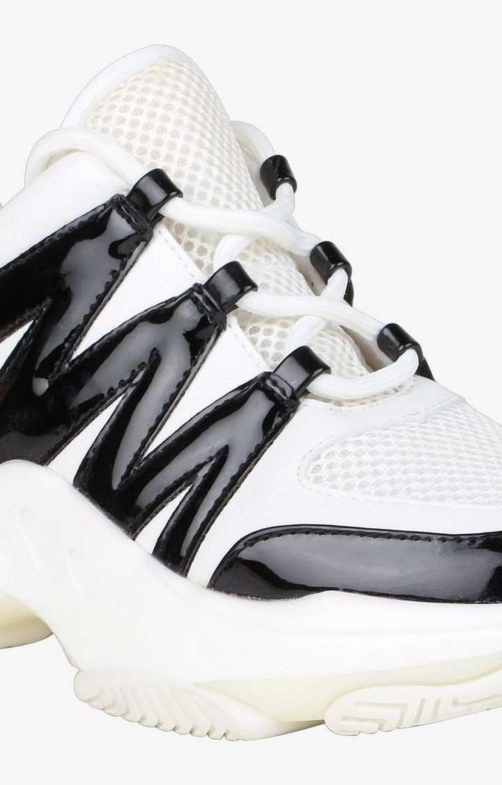Maximus White Sneakers