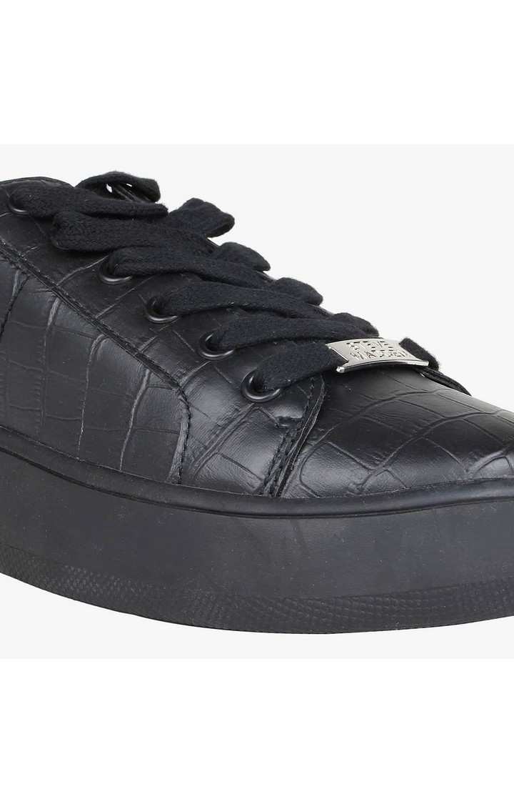Bertie Black Sneakers