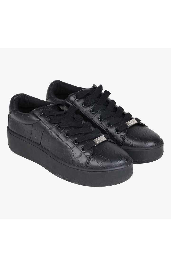Bertie Black Sneakers