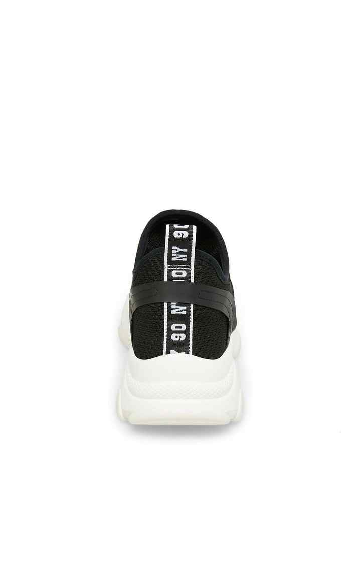 Match Black Sneakers