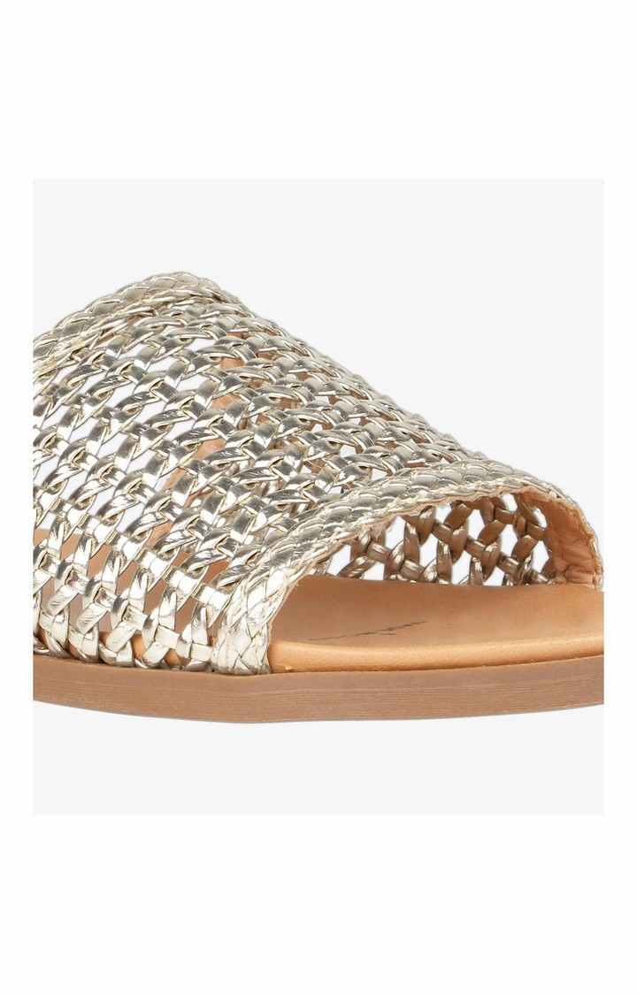 Daelan Gold Flats