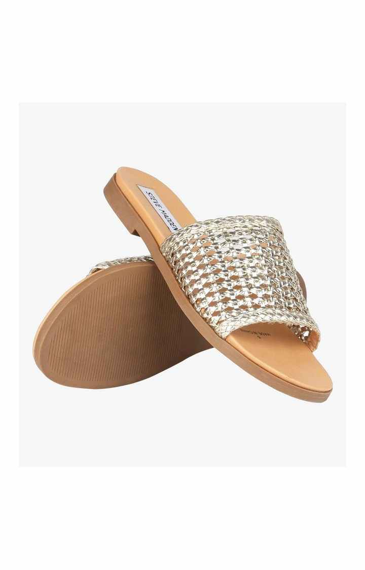 Daelan Gold Flats