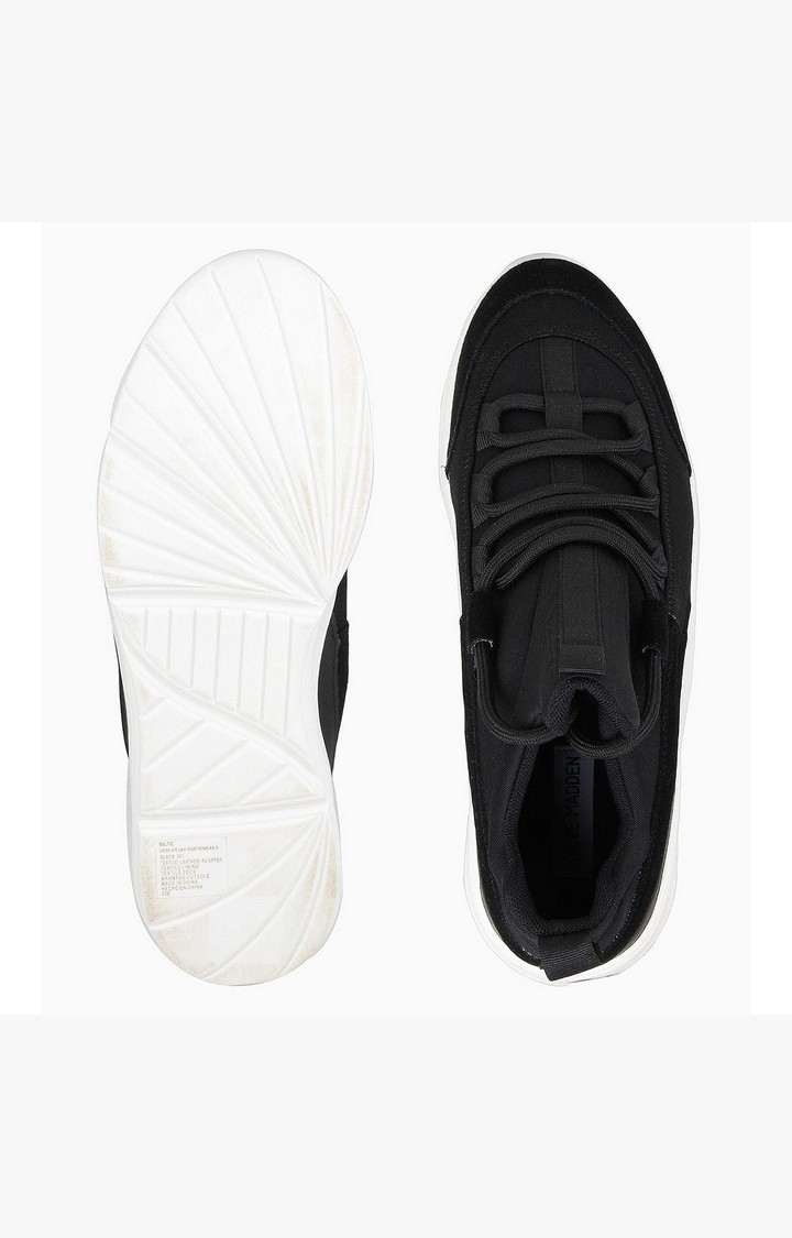 Baltic Black Sneakers