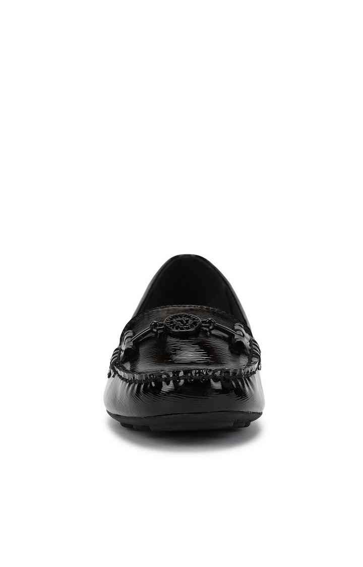Hulia Black Closed Flats & Ballerinas