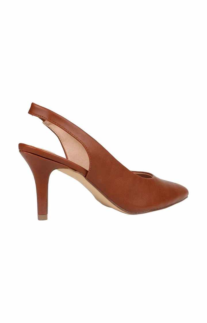 Cayton Brown Pumps