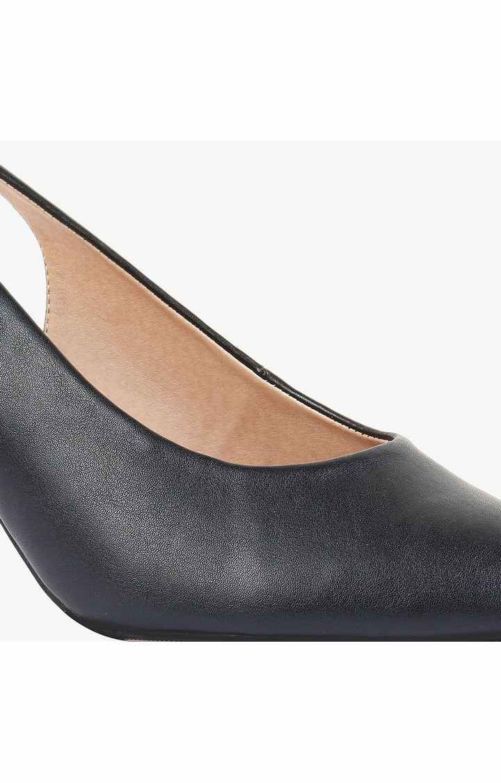 Cayton Black Pumps