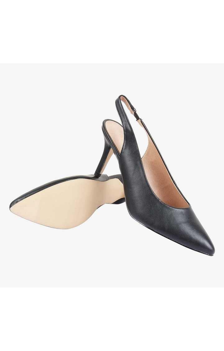 Cayton Black Pumps