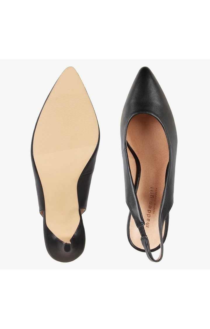 Cayton Black Pumps
