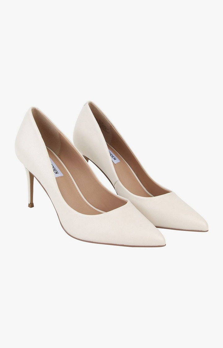Lillie Beige Pumps
